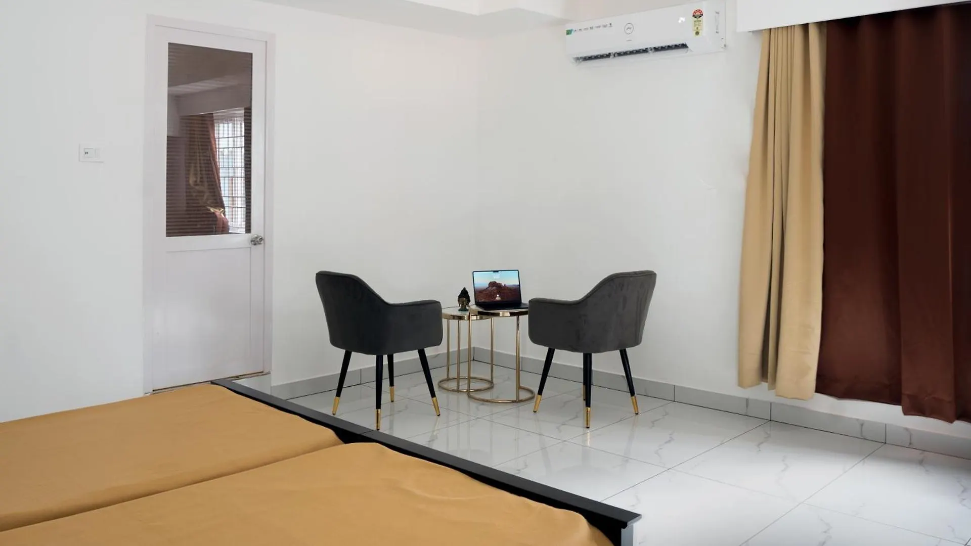 ホテル Avanthi Homestay バルカラ